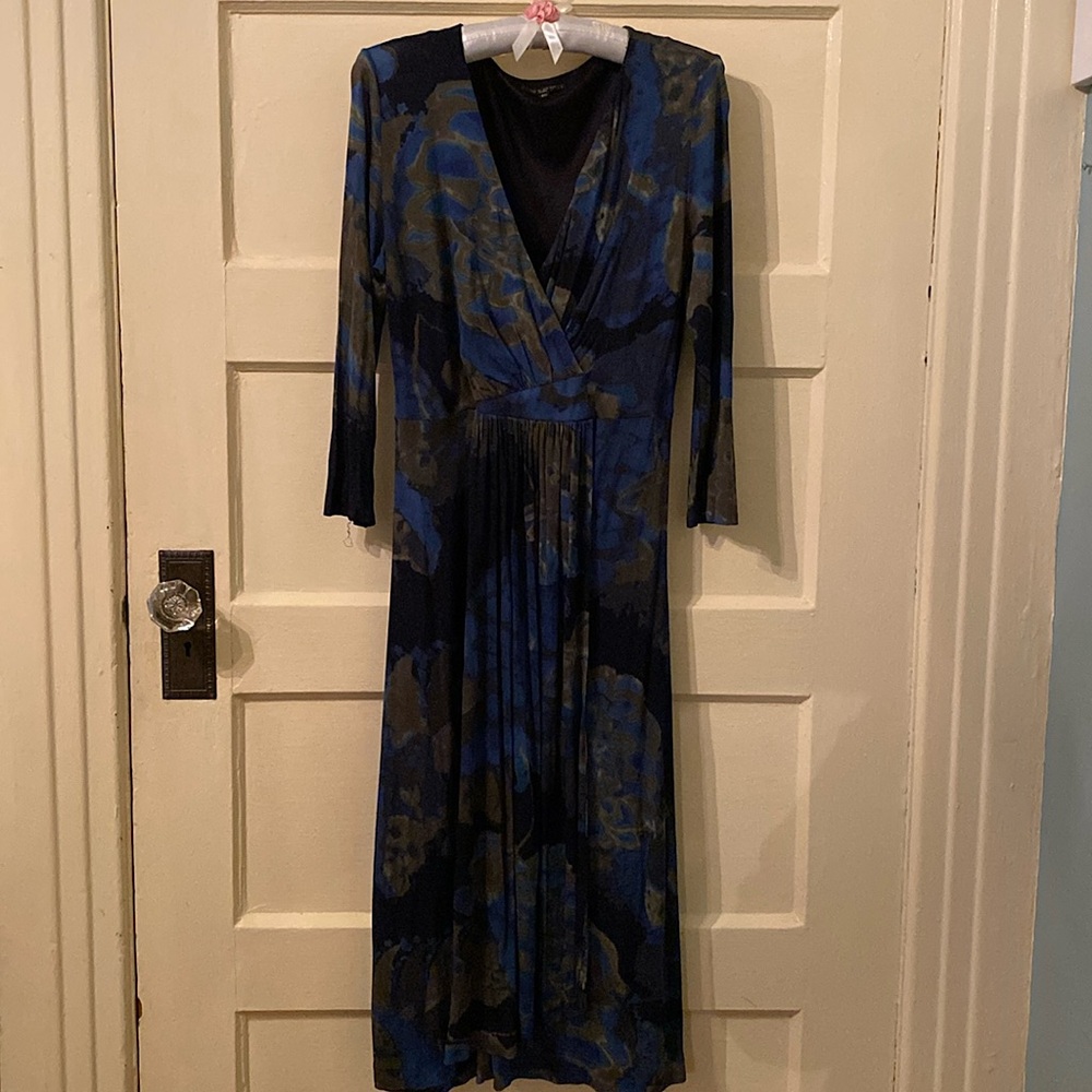 ETRO Milano faux wrap long sleeve dress with v-neck. Made in Italy. Size 40